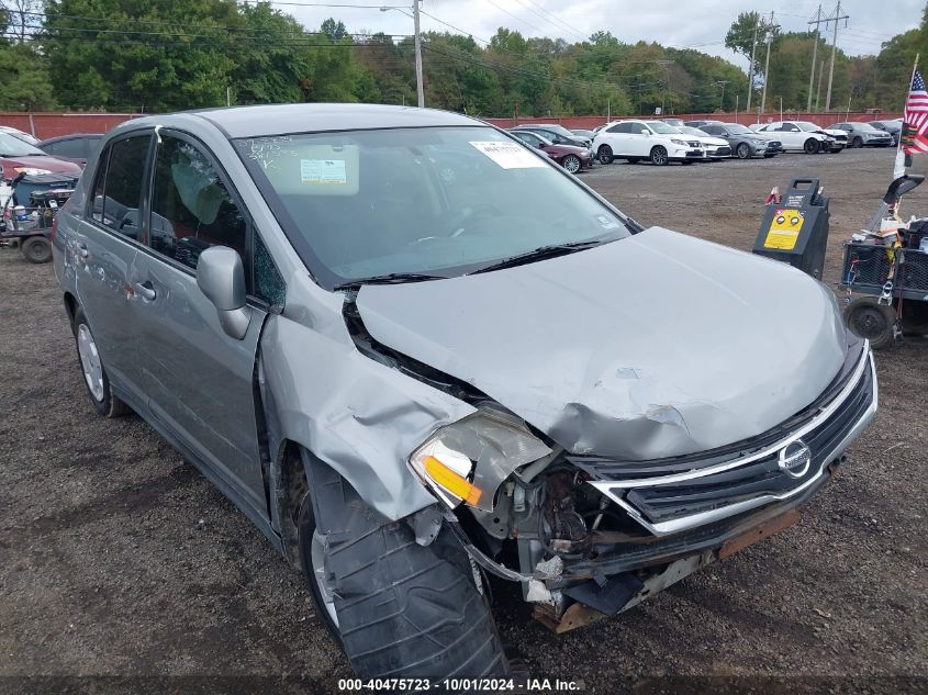 2010 Nissan Versa 1.8S VIN: 3N1BC1AP3AL381593 Lot: 40475723