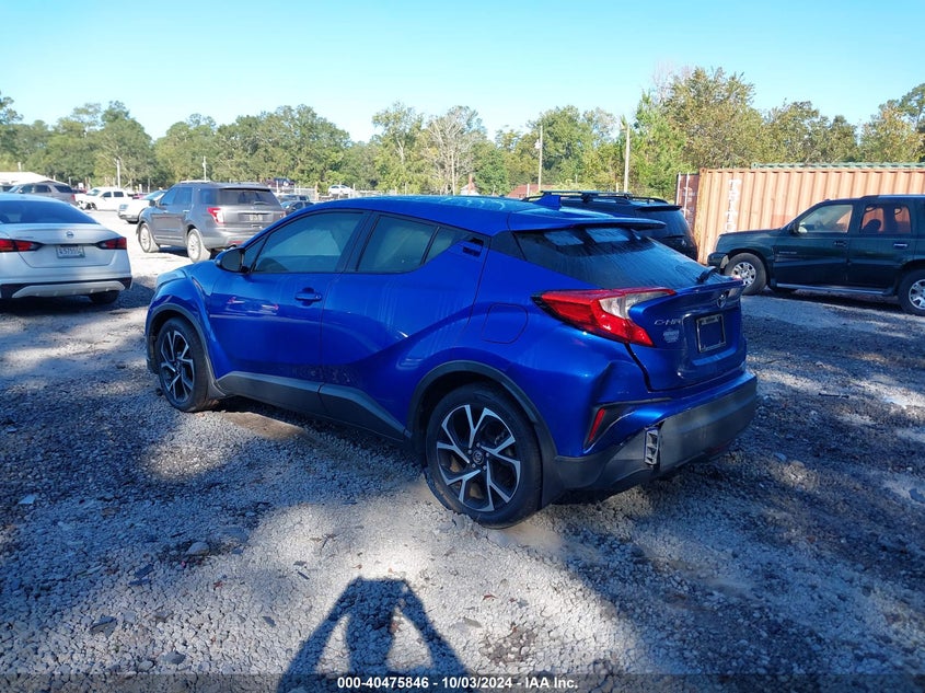VIN NMTKHMBX5JR043071 2018 TOYOTA C-HR XLE PREMIUM