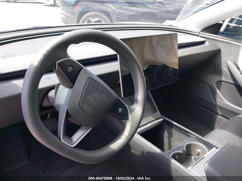 5YJ3E1EB6RF717631 2024 Tesla Model 3