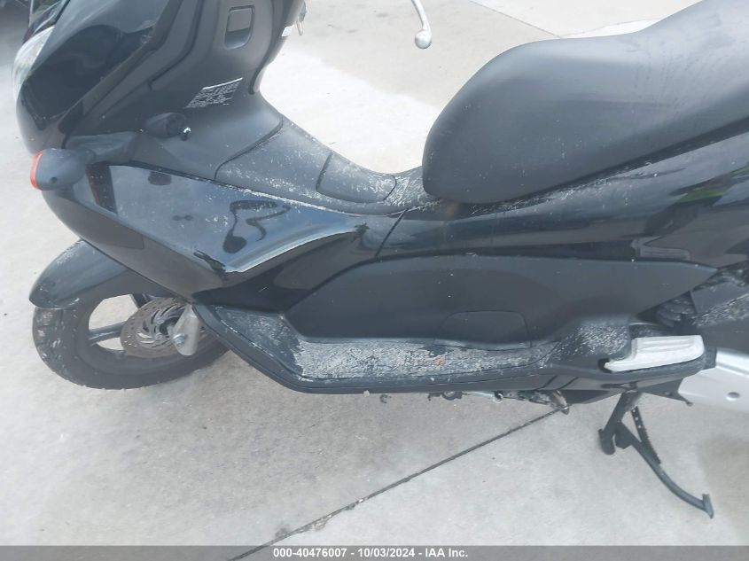 MLHKF1217D5003146 2013 Honda Pcx 150