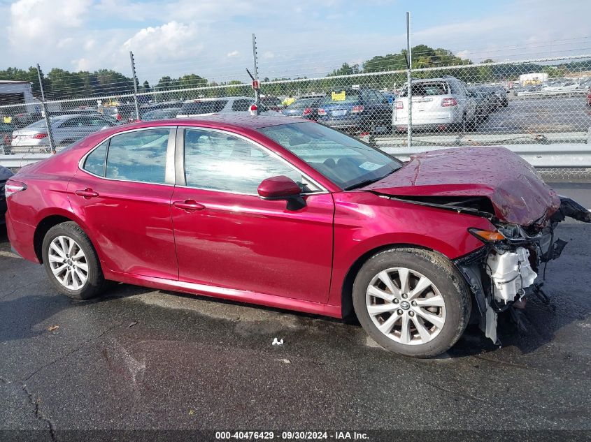 2019 Toyota Camry Le VIN: 4T1B11HK7KU712112 Lot: 40476429