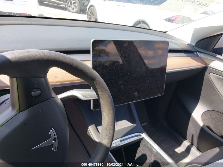 2023 Tesla Model Y VIN: 7SAYGDEF0PF598320 Lot: 40476690