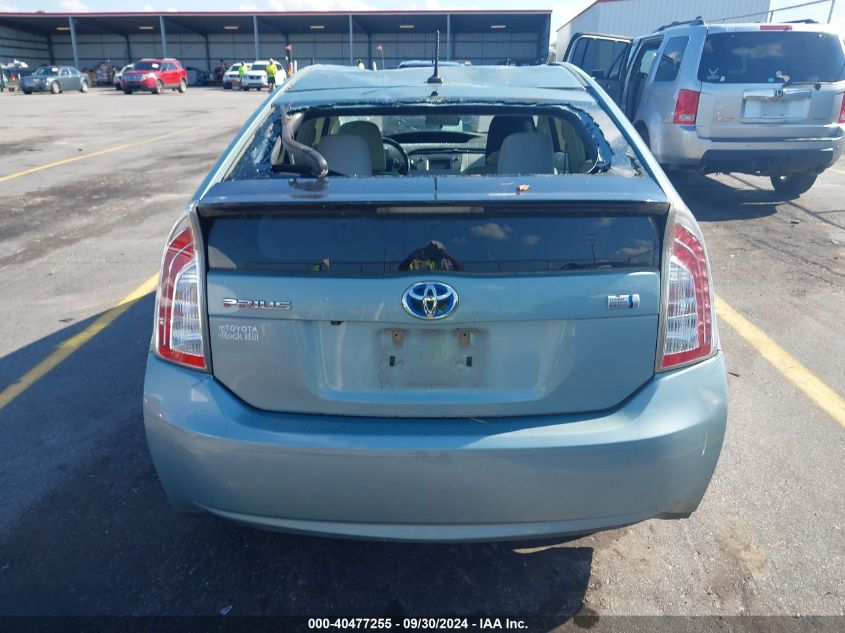 JTDKN3DUXE1850745 2014 Toyota Prius Three