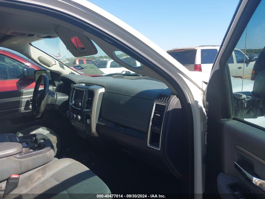 VIN 1C6RR6GG7HS676486 2017 RAM 1500 SLT  4X2 "64" BOX