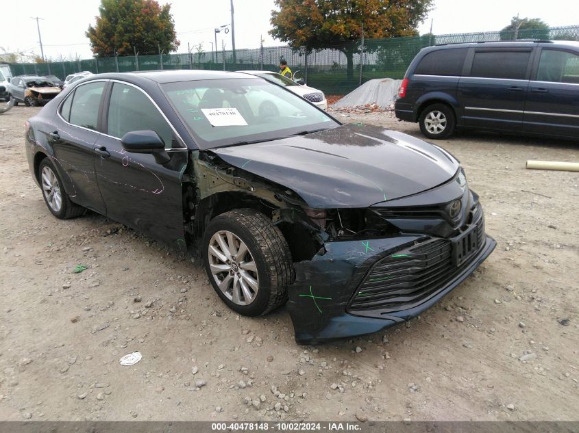 4T1B11HK7JU588342 2018 Toyota Camry Le