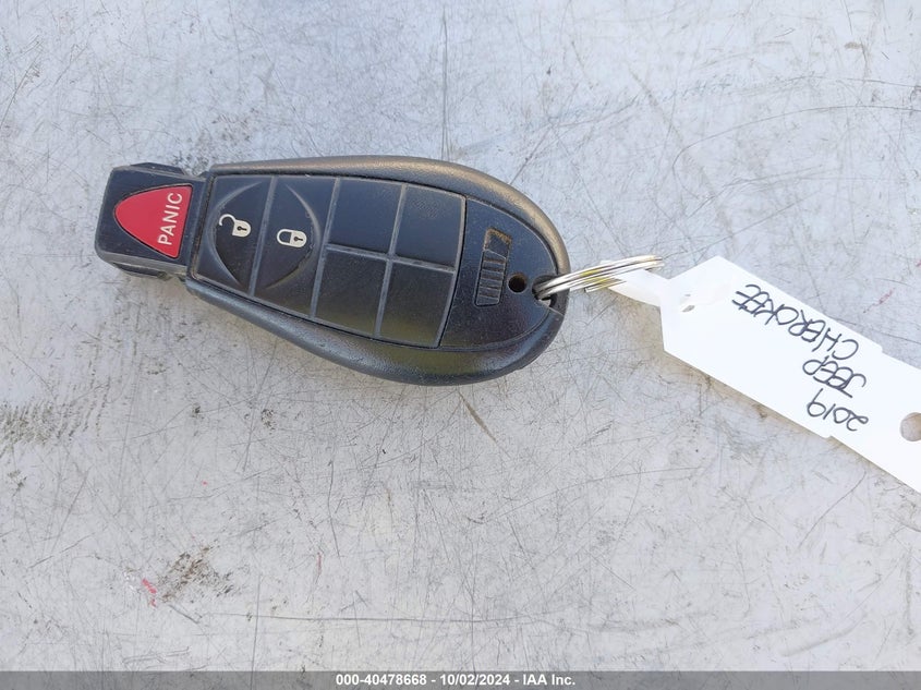 1C4PJLCB3KD144079 2019 Jeep Cherokee Latitude Fwd