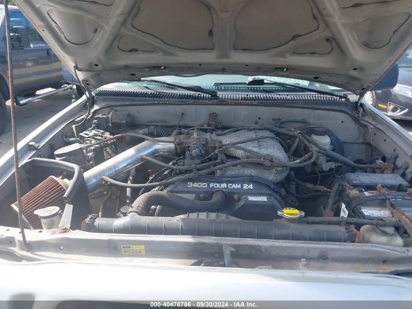 5TEWN72NX2Z138869 2002 Toyota Tacoma Base V6