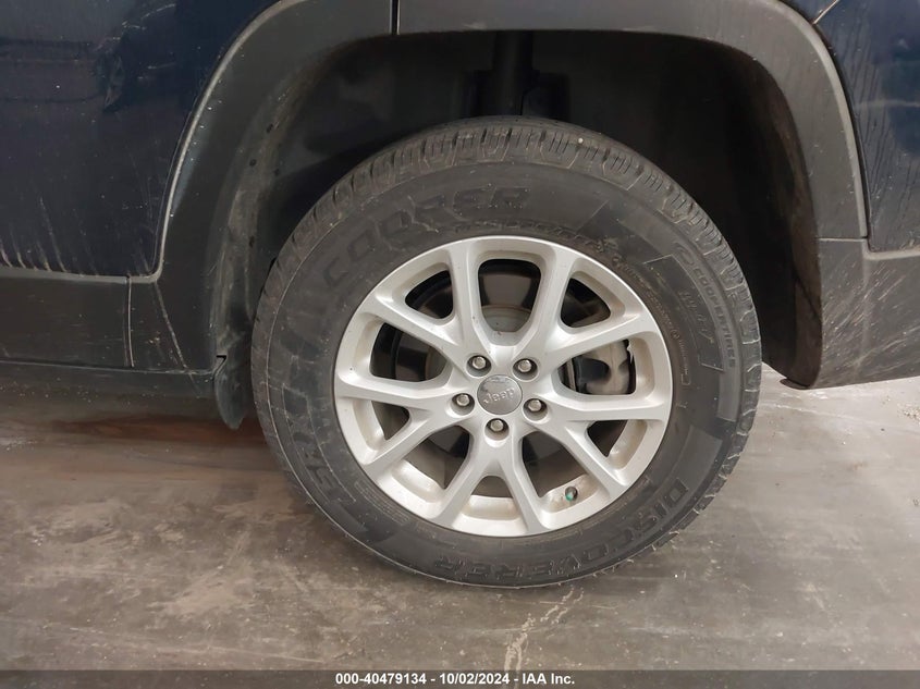 1C4PJMLX5JD522516 2018 Jeep Cherokee Latitude Plus 4X4