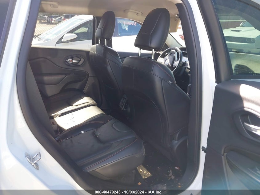 1C4PJMBS6GW142586 2016 Jeep Cherokee Trailhawk