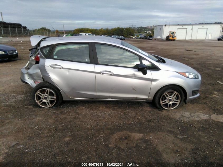 3FADP4EJ1KM122099 2019 Ford Fiesta Se