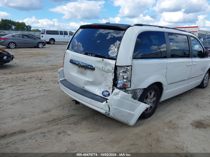 2A4RR5D12AR306602 2010 Chrysler Town & Country Touring