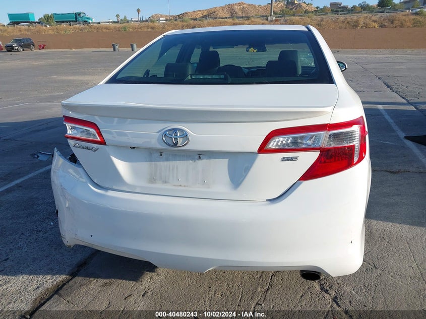 4T1BF1FK4EU870447 2014 Toyota Camry Se