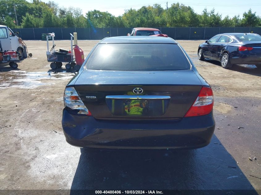 JTDBE32K120099554 2002 Toyota Camry Le