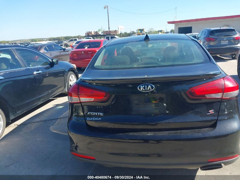 2018 Kia Forte S VIN: 3KPFL4A76JE226394 Lot: 40480674