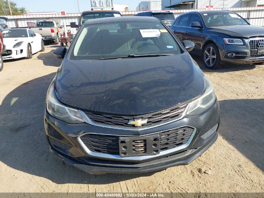 1G1BE5SM4J7126483 2018 Chevrolet Cruze Lt Auto