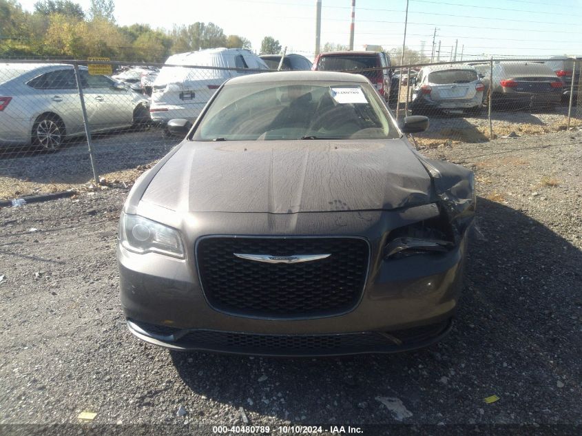 2C3CCAAG1JH277943 2018 Chrysler 300 Touring