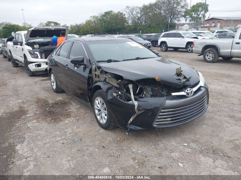 4T1BF1FK5HU736860 2017 TOYOTA CAMRY - Image 1