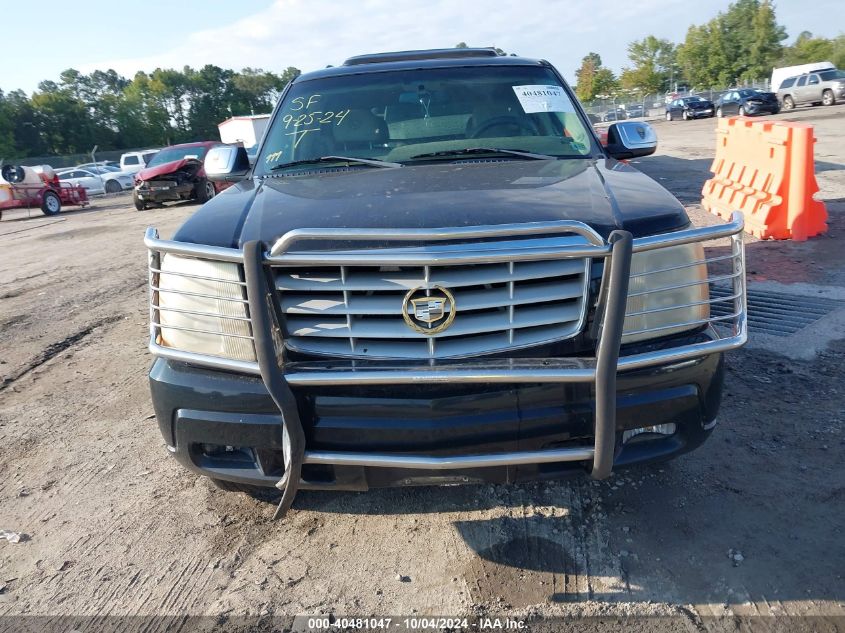 2002 Cadillac Escalade Standard VIN: 1GYEK63N32R111595 Lot: 40481047