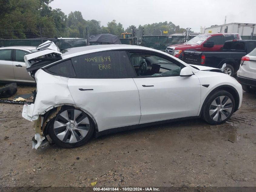 2022 Tesla Model Y Long Range Dual Motor All-Wheel Drive VIN: 7SAYGAEE9NF524350 Lot: 40481844