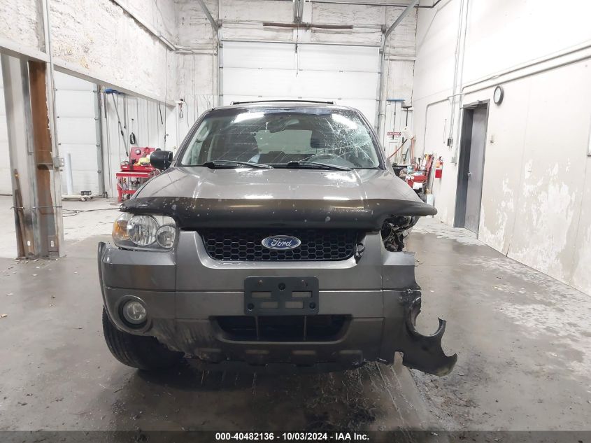 2005 Ford Escape Limited VIN: 1FMYU94105KB07720 Lot: 40482136