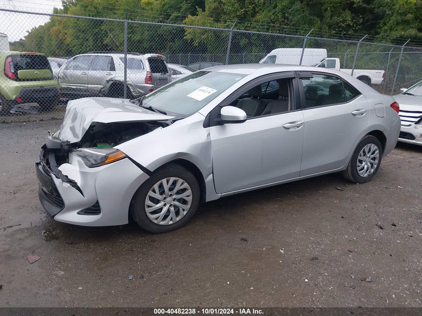 VIN 2T1BURHE8HC887365 2017 TOYOTA COROLLA LE