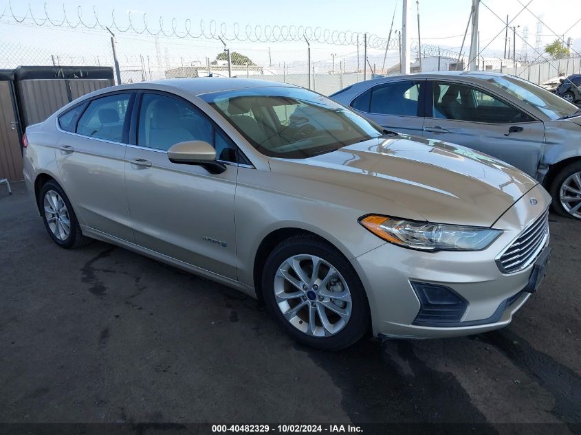 3FA6P0LU3KR241208 2019 FORD FUSION - Image 1