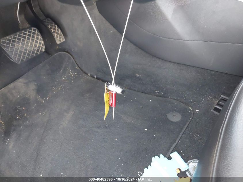 2014 Audi A4 2.0T Premium VIN: WAUAFAFL3EA074022 Lot: 40482396