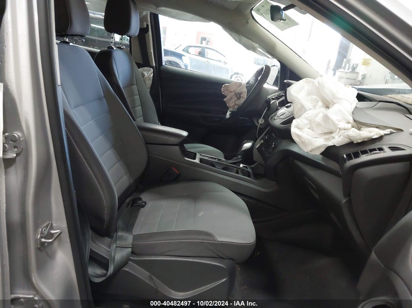 2017 FORD ESCAPE VIN: 1FMCU0F72HUD87396