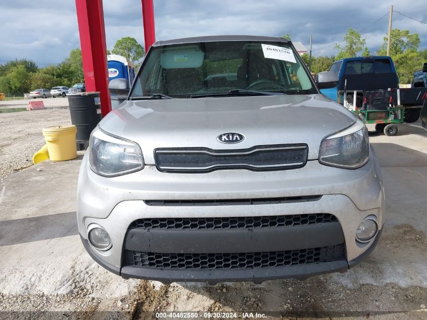 KNDJP3A55J7538956 2018 Kia Soul +