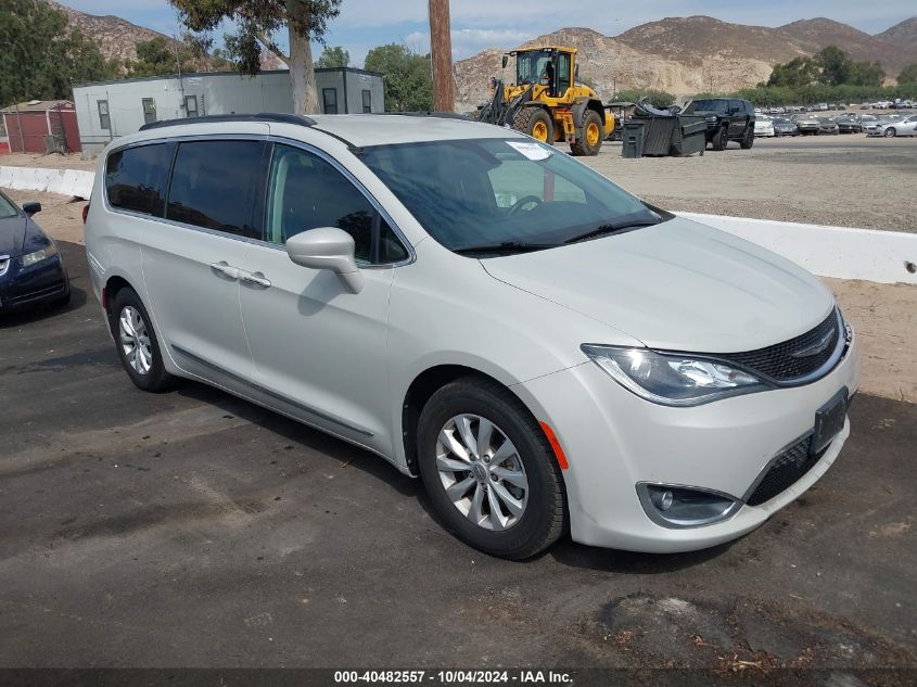 2C4RC1BG7HR794141 2017 CHRYSLER PACIFICA - Image 1