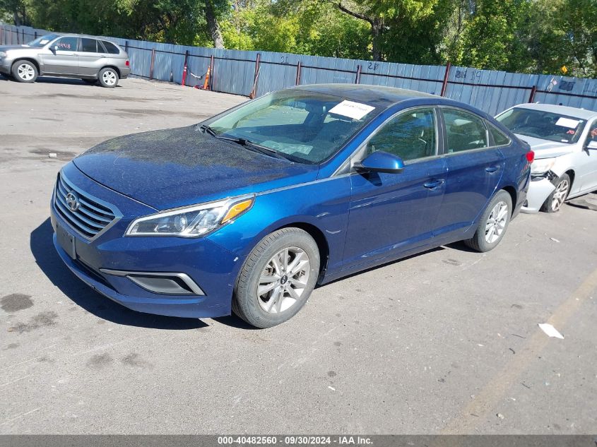 5NPE24AF8GH415266 2016 HYUNDAI SONATA - Image 2