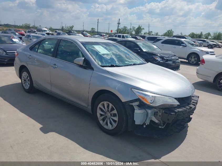 VIN 5NTJCDAE9NH029795 2017 TOYOTA CAMRY no.1