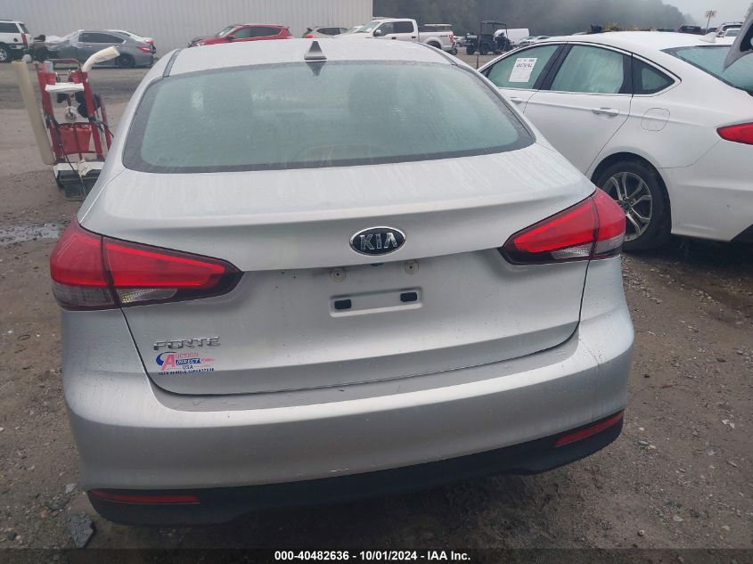 2018 Kia Forte Lx/S VIN: 3KPFL4A79JE240063 Lot: 40482636