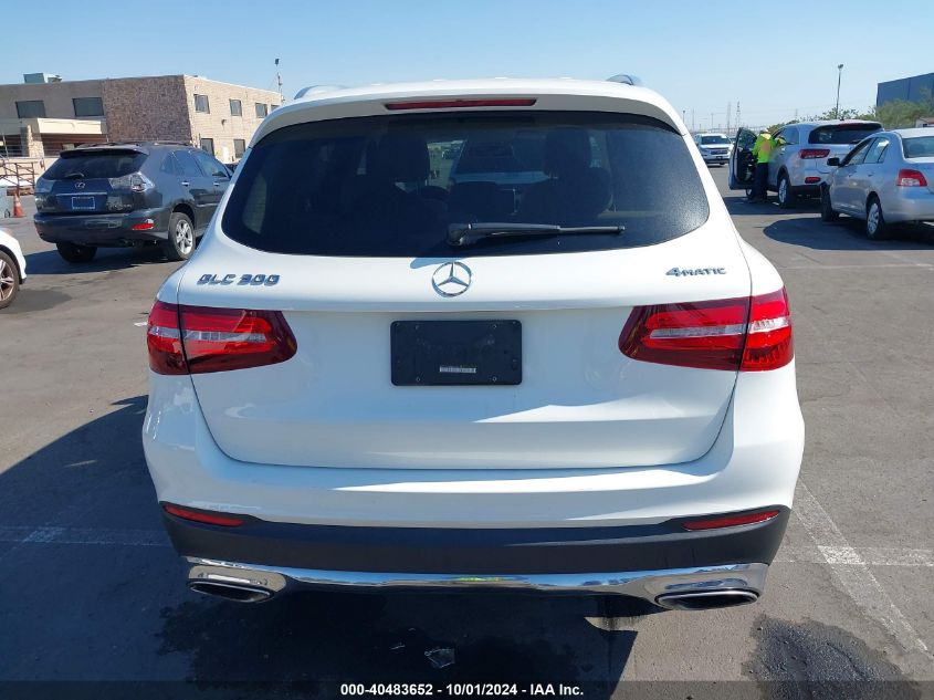 WDC0G4KBXJF407981 2018 Mercedes-Benz Glc 300 4Matic