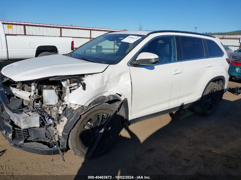 5TDJZRFH4KS956299 2019 TOYOTA HIGHLANDER - Image 2