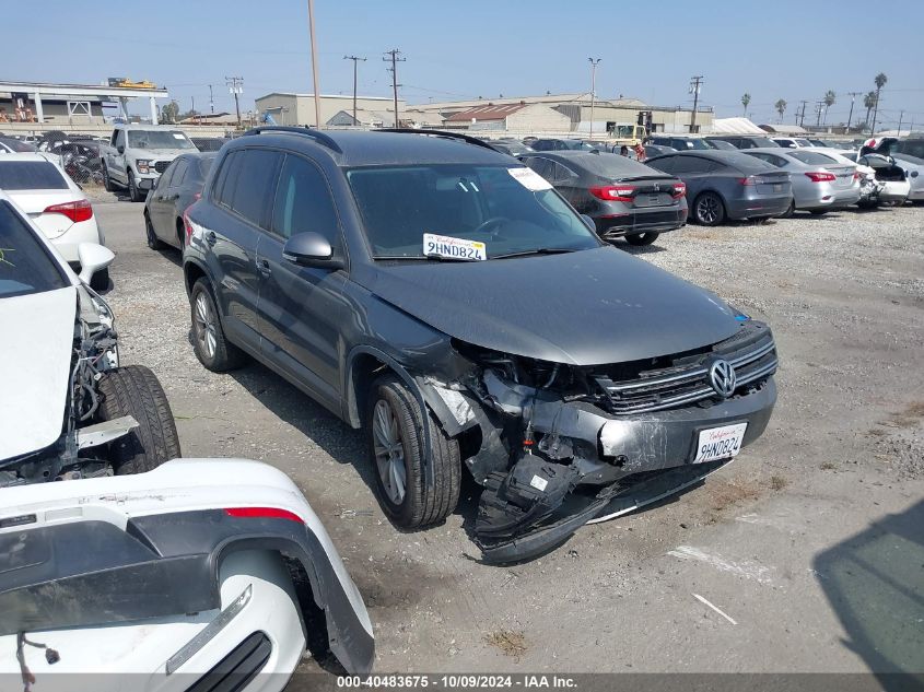 WVGAV7AX8JK004695 2018 VOLKSWAGEN TIGUAN - Image 1