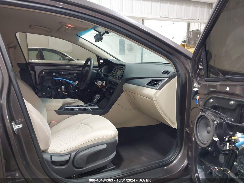 VIN 5NPE24AF9HH542996 2017 HYUNDAI SONATA