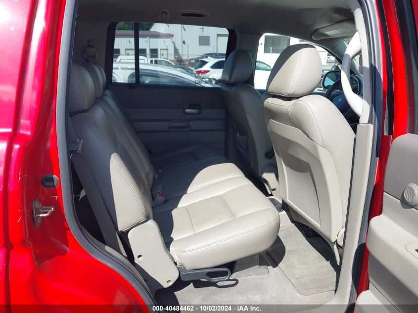 1D4HB48N24F113040 2004 Dodge Durango Slt