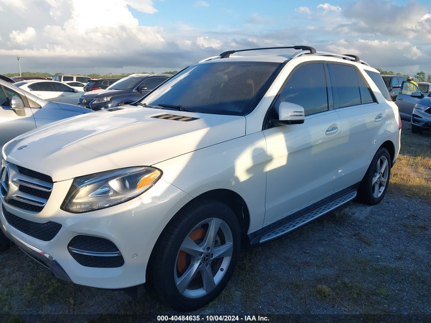 Image 2 of 2017 Mercedes-Benz GLE  salvage vehicle - Lot #40484635 at IAAI
