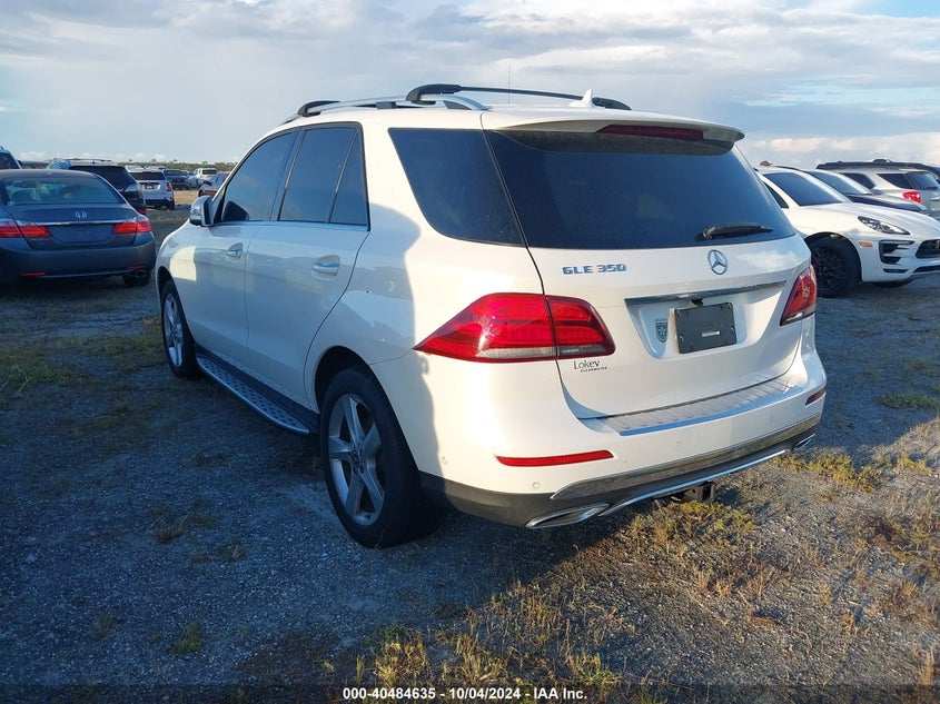 Image 3 of 2017 Mercedes-Benz GLE  salvage vehicle - Lot #40484635 at IAAI