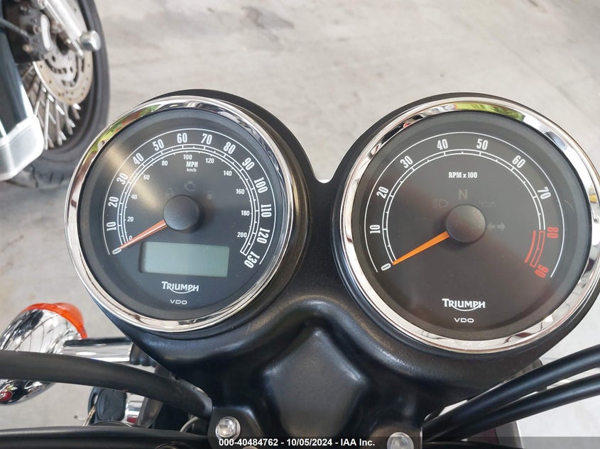 2016 TRIUMPH MOTORCYCLE BONNEVILLE T100 - SMT910K11GT729774