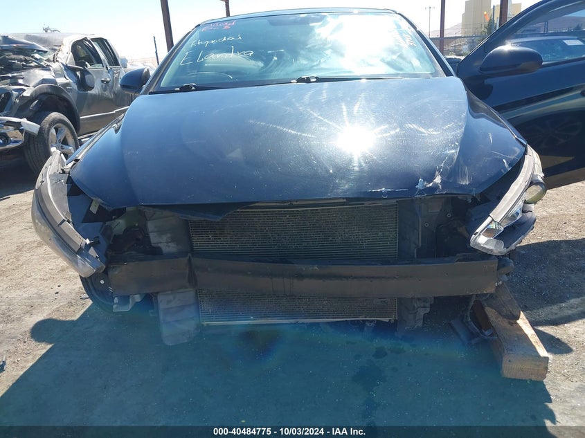 5NPD74LF7HH063728 2017 Hyundai Elantra Se