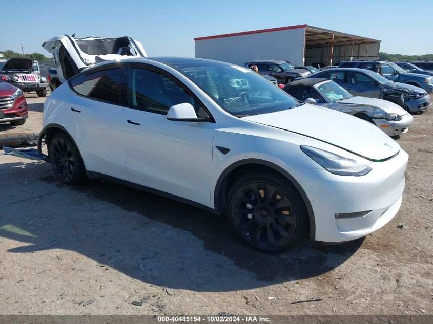 7SAYGDEE6NF386283 2022 TESLA MODEL Y - Image 1