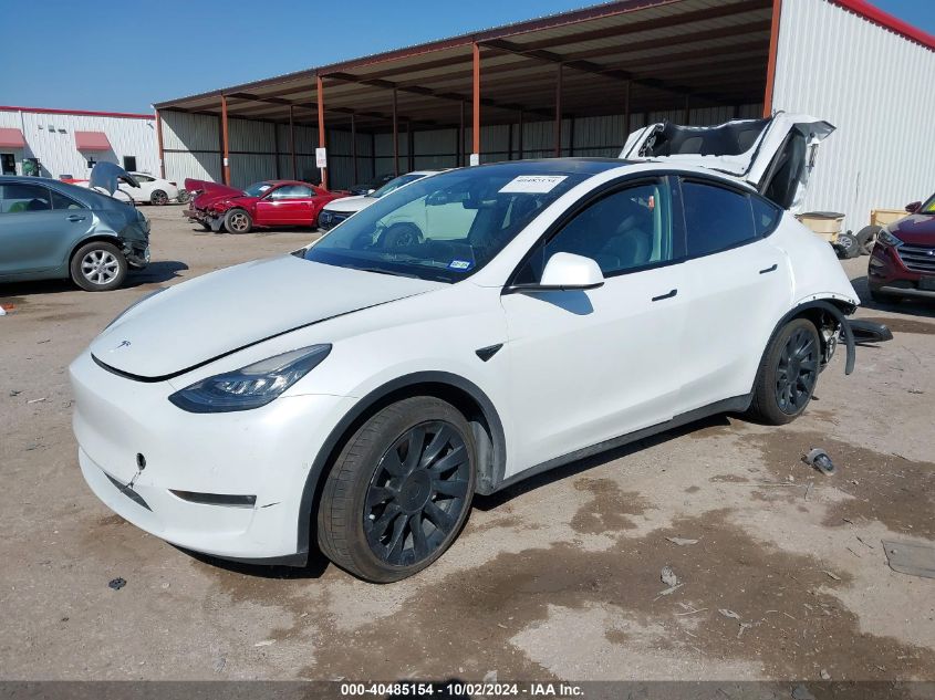 7SAYGDEE6NF386283 2022 TESLA MODEL Y - Image 2