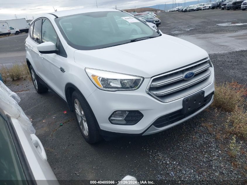 VIN 1FMCU0GD8HUC12431 2017 Ford Escape, SE no.1