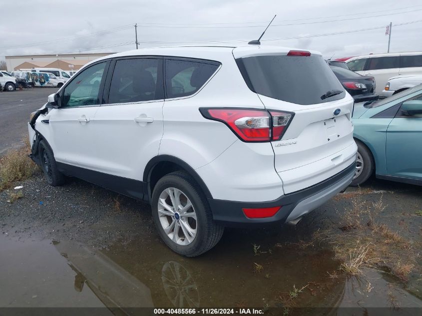 VIN 1FMCU0GD8HUC12431 2017 Ford Escape, SE no.3