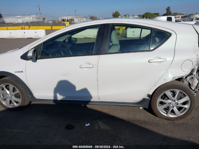 JTDKDTB31J1617232 2018 Toyota Prius C Four