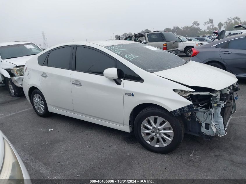 JTDKN3DP3E3056085 2014 Toyota Prius Plug-In