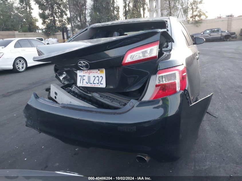 4T1BF1FK1EU418326 2014 Toyota Camry Se