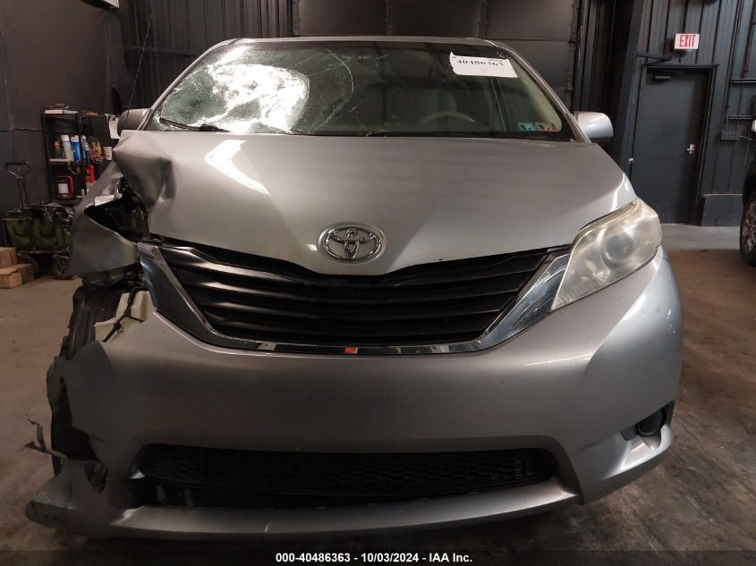 5TDKK3DC7DS305491 2013 Toyota Sienna Le V6 8 Passenger